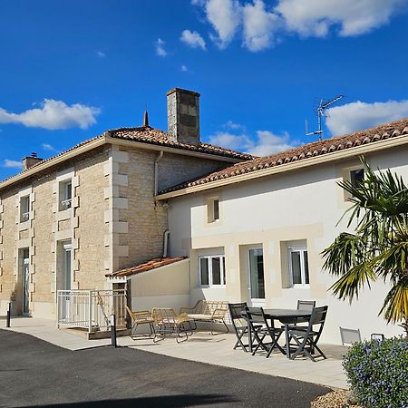 Appartement La Gloriette  à Neuville-du-Poitou Extérieur photo