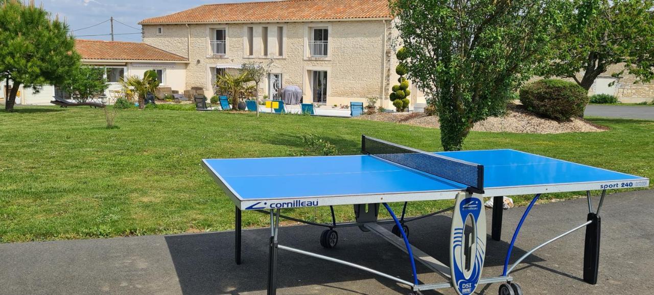 Appartement La Gloriette  à Neuville-du-Poitou Extérieur photo